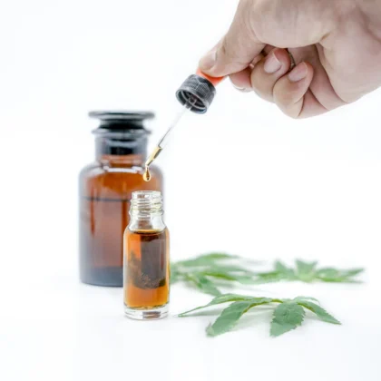 CBD Oil Pain Relief by CannaGreenExpress